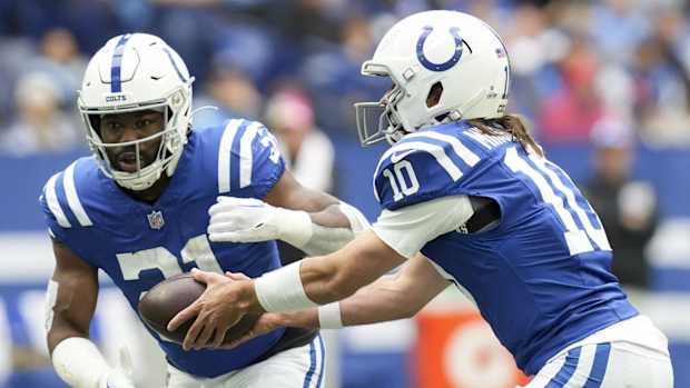 ColtsZachMossGardnerMinshewTItans